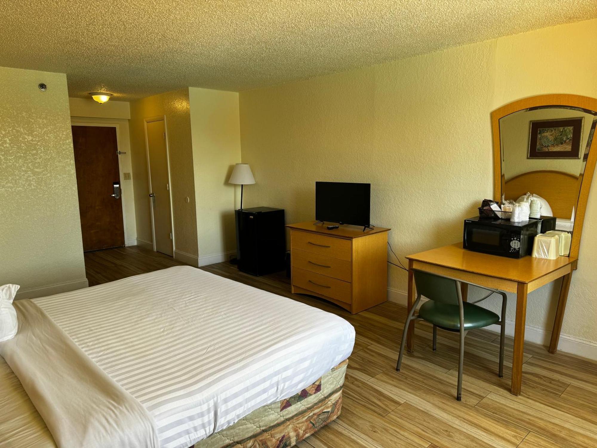 มอนนูเมนทอลมูฟวี่แลนด์โฮเต็ล Hotel ออร์ลันโด ภายนอก รูปภาพ